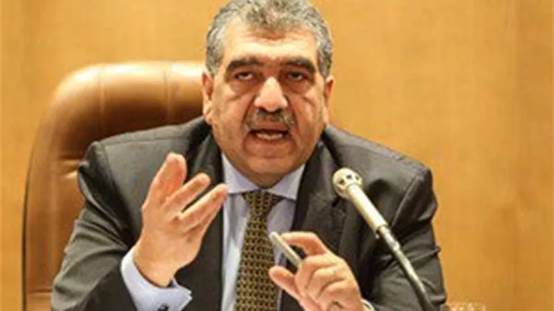الشرقاوى يتابع أداء شركات الأدوية التابعة للوزارة ويأكد على الاسراع إنجاز مشروعات التطوير