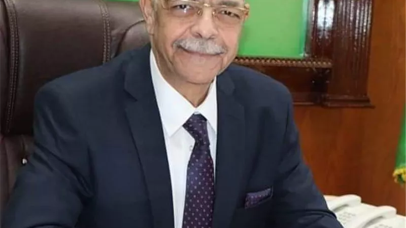 رئيس جامعة المنوفية يعتمد حركة تنقلات مديري العموم بين الكليات 