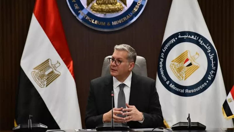 وزير البترول يجدد الثقة للواء عبد الرؤوف قراعة مساعد رئيس شركة بدر الدين للأمن 