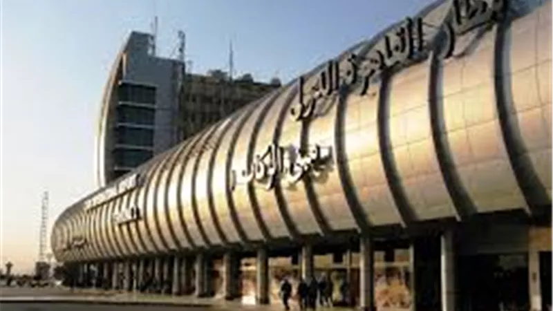 اعدام شحنة كتاكيت قادمة من باريس بمطار القاهرة