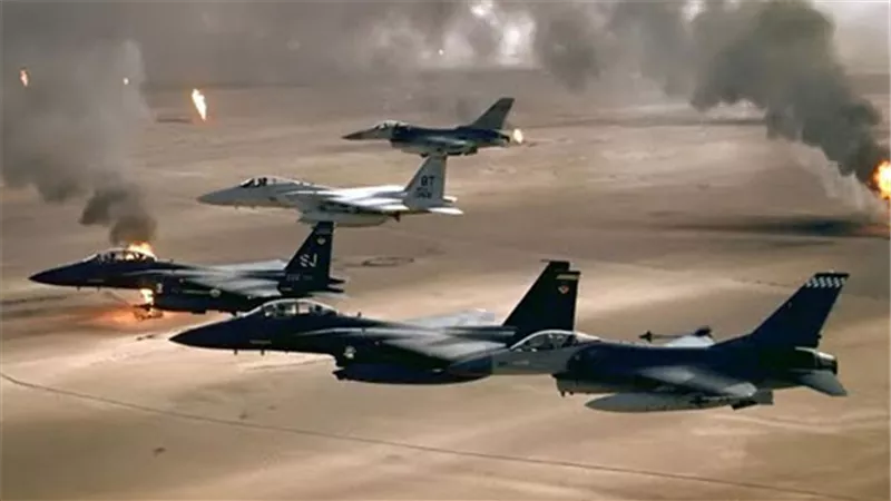 الجيش التونسي يقصف مناطق جبلية بعد تفجير إرهابيين لغما أصاب 3 جنود