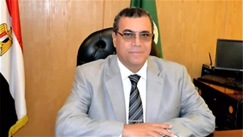 محافظ الفيوم يقرر دراسة موقف المصانع المتعثرة وتوفيق أوضاعها